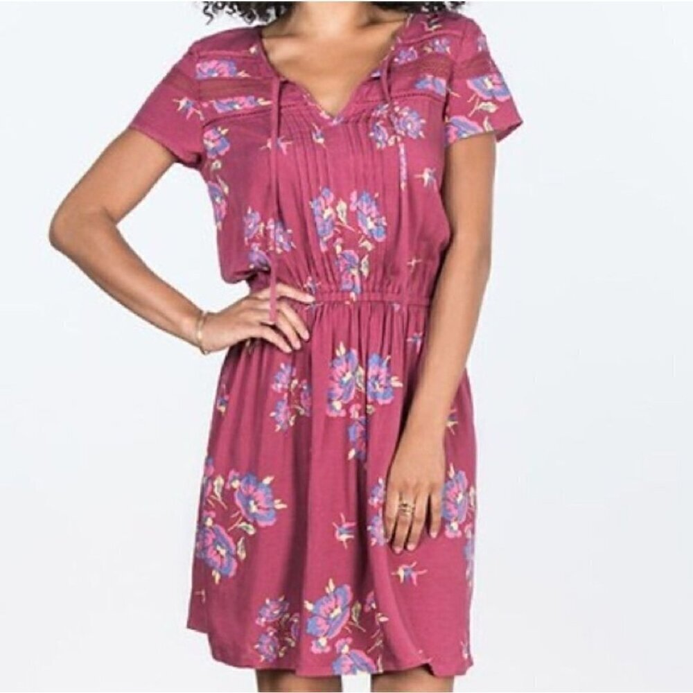Matilda Jane Art Class dress size M short sleeve Mauve  Floral